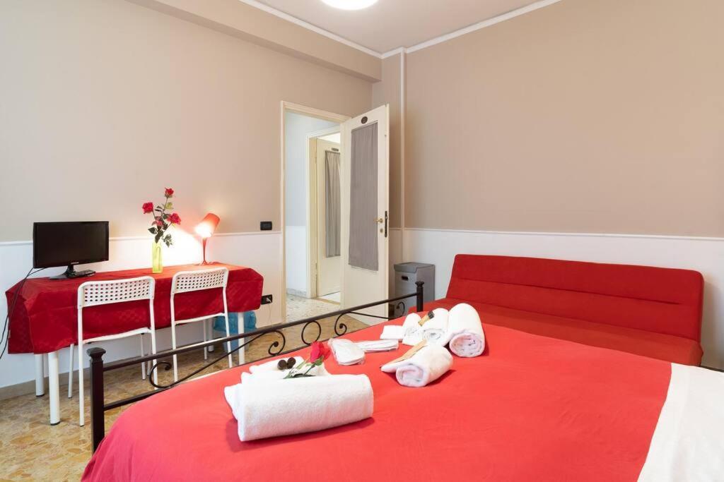 Terrazze Italiane City Center - Red Apartment Верона Экстерьер фото
